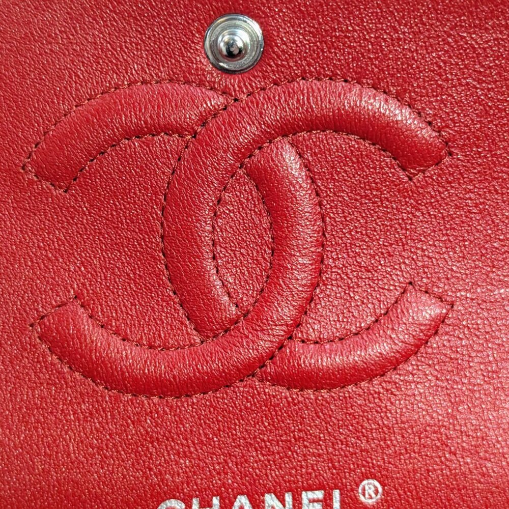 Chanel 17B Red Medium Classic Double Flap - Picture 10 of 16